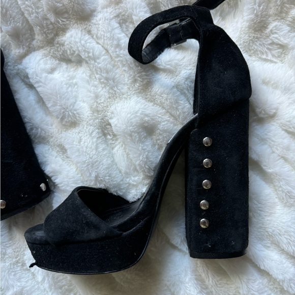Black Steve Madden heels size not visible anymore (6) - Picture 5 of 6